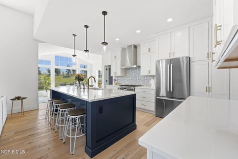 Tiny photo for 130 Barton Creek Drive, Perrysburg, OH 43551 (MLS # 10006694)