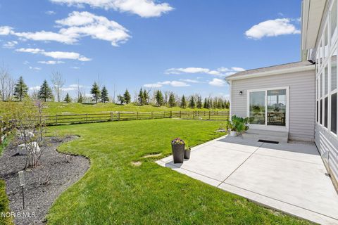 Tiny photo for 130 Barton Creek Drive, Perrysburg, OH 43551 (MLS # 10006694)