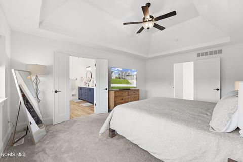 Tiny photo for 130 Barton Creek Drive, Perrysburg, OH 43551 (MLS # 10006694)