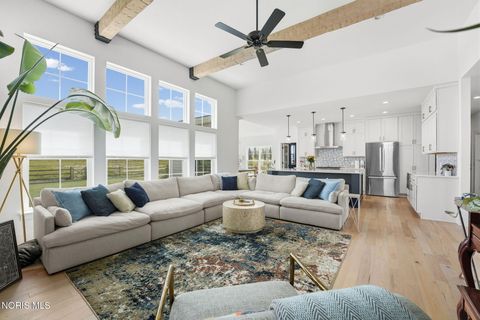 Tiny photo for 130 Barton Creek Drive, Perrysburg, OH 43551 (MLS # 10006694)