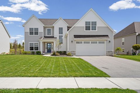 Photo of 130 Barton Creek Drive, Perrysburg, OH 43551 (MLS # 10006694)