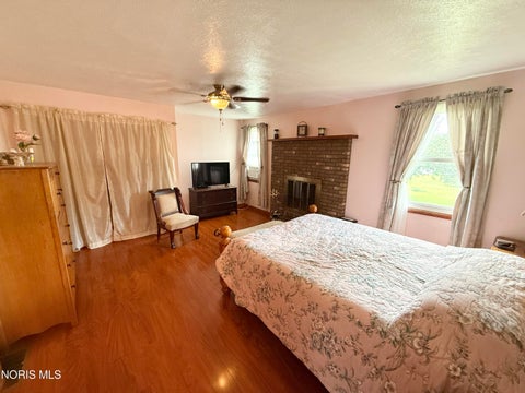 Tiny photo for 1031 N Cousino Road, Oregon, OH 43616 (MLS # 10012829)