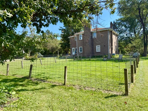 Tiny photo for 1031 N Cousino Road, Oregon, OH 43616 (MLS # 10012829)