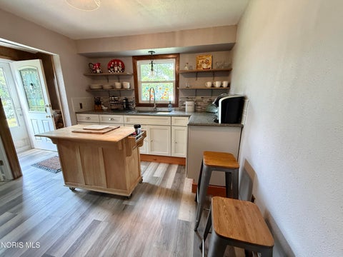 Tiny photo for 1031 N Cousino Road, Oregon, OH 43616 (MLS # 10012829)