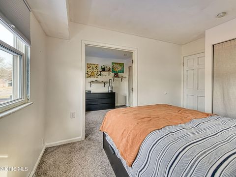 Tiny photo for 4735 Imperial Drive, Toledo, OH 43623 (MLS # 10004211)