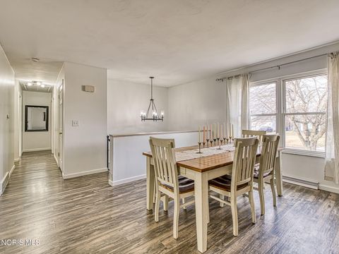 Tiny photo for 4735 Imperial Drive, Toledo, OH 43623 (MLS # 10004211)