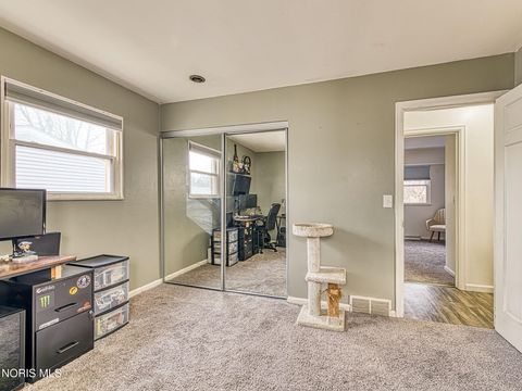 Tiny photo for 4735 Imperial Drive, Toledo, OH 43623 (MLS # 10004211)