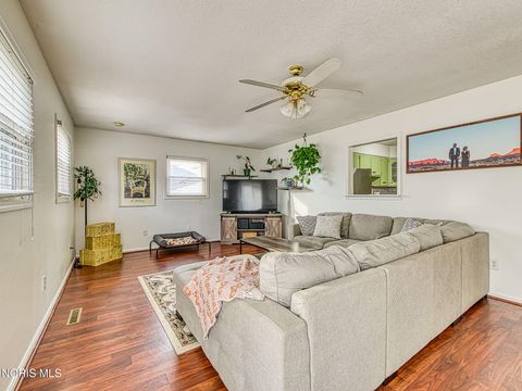 Tiny photo for 4735 Imperial Drive, Toledo, OH 43623 (MLS # 10004211)