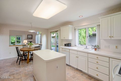 Tiny photo for 4813 Dressage Lane, Sylvania, OH 43560 (MLS # 10010807)