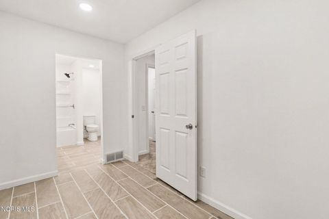 Tiny photo for 1204 Scott Street, Maumee, OH 43537 (MLS # 10005565)