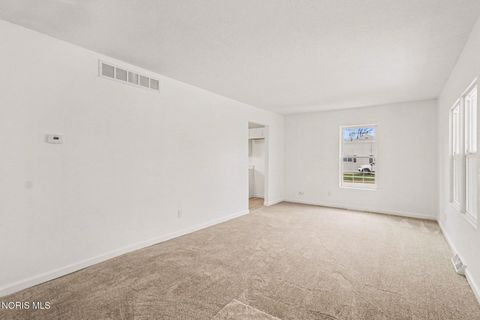Tiny photo for 1204 Scott Street, Maumee, OH 43537 (MLS # 10005565)