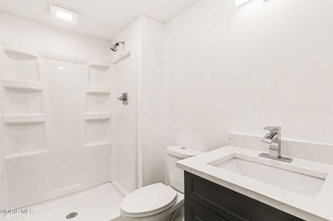 Tiny photo for 1204 Scott Street, Maumee, OH 43537 (MLS # 10005565)