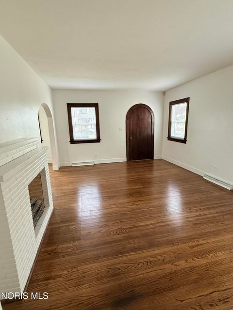 Tiny photo for 2133 Loxley Road, Toledo, OH 43613 (MLS # 10007553)