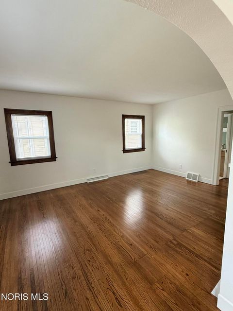 Tiny photo for 2133 Loxley Road, Toledo, OH 43613 (MLS # 10007553)
