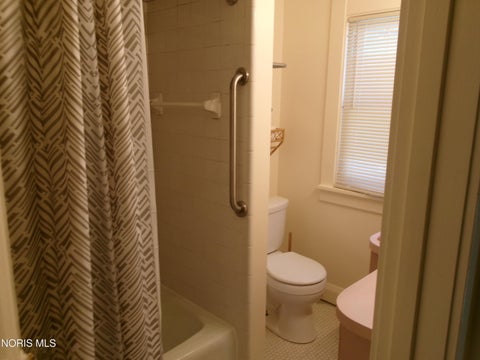 Tiny photo for 2545 Portsmouth Avenue, Toledo, OH 43613 (MLS # 10014449)