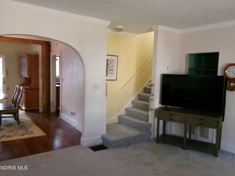 Tiny photo for 2545 Portsmouth Avenue, Toledo, OH 43613 (MLS # 10014449)