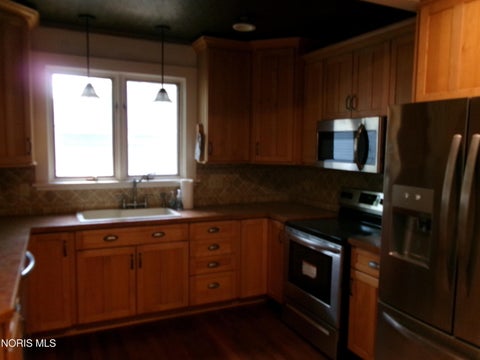 Tiny photo for 2545 Portsmouth Avenue, Toledo, OH 43613 (MLS # 10014449)