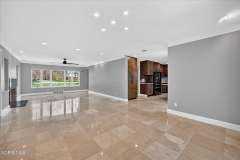 Tiny photo for 4545 Indian Road, Ottawa Hills, OH 43615 (MLS # 10006315)