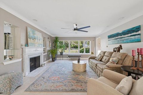 Tiny photo for 4545 Indian Road, Ottawa Hills, OH 43615 (MLS # 10006315)