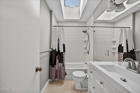 Tiny photo for 4545 Indian Road, Ottawa Hills, OH 43615 (MLS # 10006315)