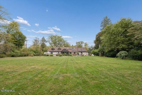 Tiny photo for 4545 Indian Road, Ottawa Hills, OH 43615 (MLS # 10006315)