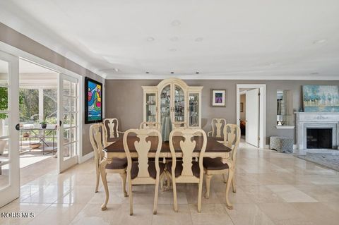 Tiny photo for 4545 Indian Road, Ottawa Hills, OH 43615 (MLS # 10006315)