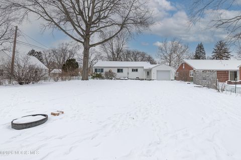 Tiny photo for 306 Fulton Street, Swanton, OH 43558 (MLS # 10003635)