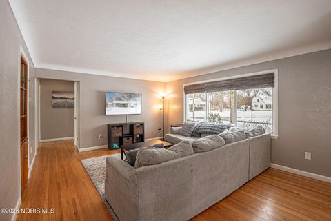 Tiny photo for 306 Fulton Street, Swanton, OH 43558 (MLS # 10003635)