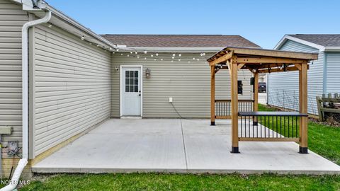 Tiny photo for 2105 Redbud Lane, Delta, OH 43515 (MLS # 10005550)