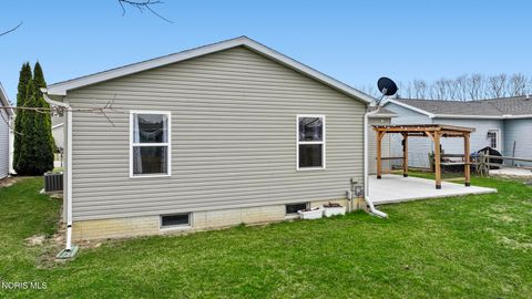 Tiny photo for 2105 Redbud Lane, Delta, OH 43515 (MLS # 10005550)