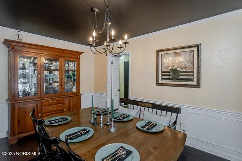 Tiny photo for 3628 Chesterton Drive, Toledo, OH 43615 (MLS # 10002635)