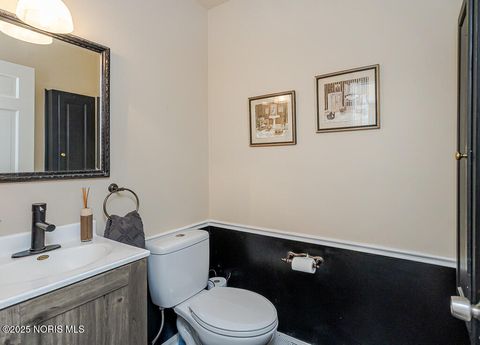 Tiny photo for 3628 Chesterton Drive, Toledo, OH 43615 (MLS # 10002635)