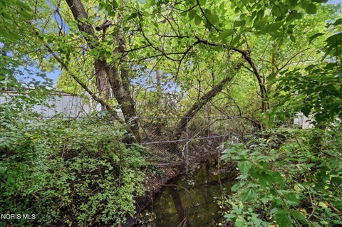 Tiny photo for 5114 Douglas Road, Toledo, OH 43613 (MLS # 10014279)