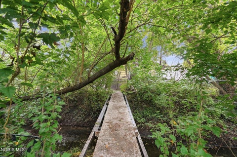 Tiny photo for 5114 Douglas Road, Toledo, OH 43613 (MLS # 10014279)