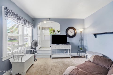 Tiny photo for 5114 Douglas Road, Toledo, OH 43613 (MLS # 10014279)