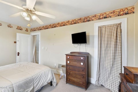 Tiny photo for 5114 Douglas Road, Toledo, OH 43613 (MLS # 10014279)