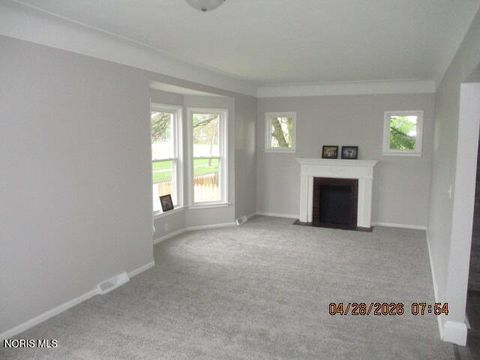 Tiny photo for 2537 Fulton Street, Toledo, OH 43610 (MLS # 10006944)