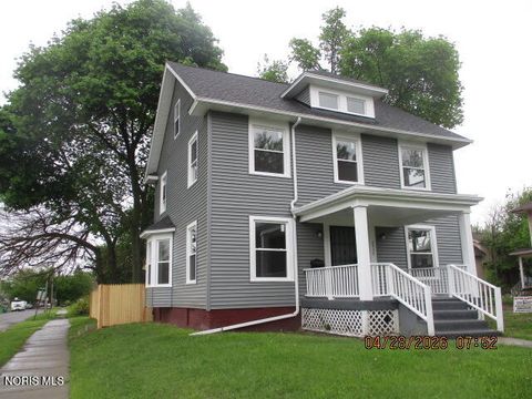 Tiny photo for 2537 Fulton Street, Toledo, OH 43610 (MLS # 10006944)