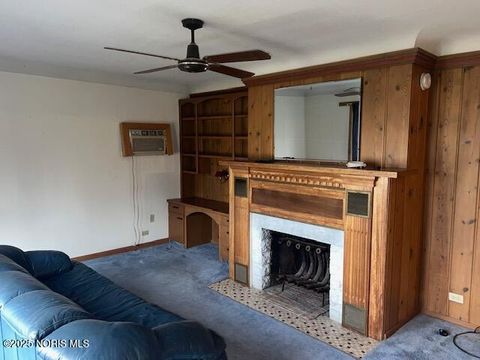 Tiny photo for 511 W Maumee Avenue, Napoleon, OH 43545 (MLS # 10002486)