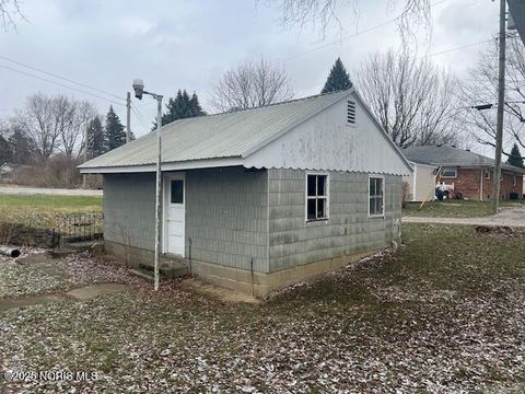 Tiny photo for 511 W Maumee Avenue, Napoleon, OH 43545 (MLS # 10002486)