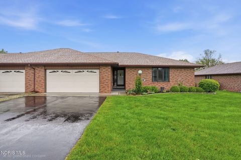 1807 Pebblestone Drive Findlay OH 45840
