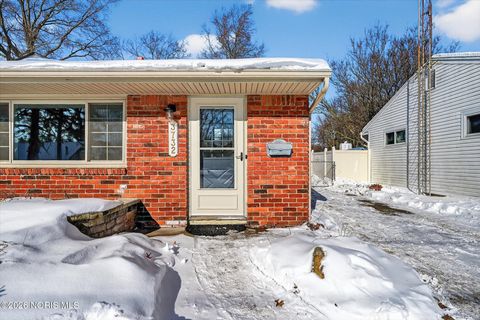 Tiny photo for 3732 Wrenwood Road, Toledo, OH 43623 (MLS # 10003608)