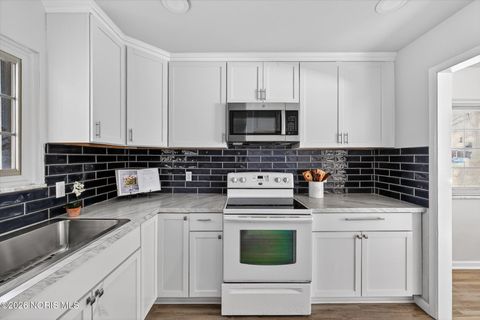 Tiny photo for 3732 Wrenwood Road, Toledo, OH 43623 (MLS # 10003608)