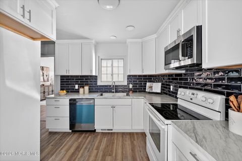 Tiny photo for 3732 Wrenwood Road, Toledo, OH 43623 (MLS # 10003608)