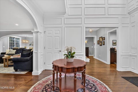 Tiny photo for 46 Exmoor, Ottawa Hills, OH 43615 (MLS # 10012811)