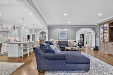 Tiny photo for 46 Exmoor, Ottawa Hills, OH 43615 (MLS # 10012811)