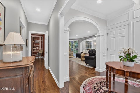 Tiny photo for 46 Exmoor, Ottawa Hills, OH 43615 (MLS # 10012811)