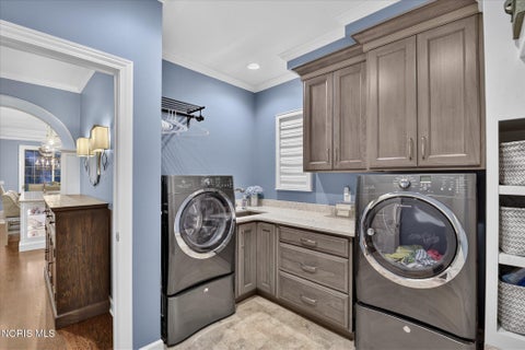 Tiny photo for 46 Exmoor, Ottawa Hills, OH 43615 (MLS # 10012811)