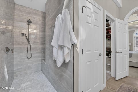 Tiny photo for 46 Exmoor, Ottawa Hills, OH 43615 (MLS # 10012811)