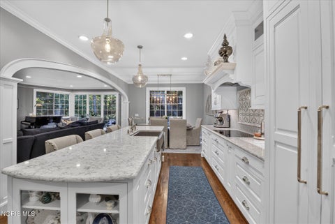 Tiny photo for 46 Exmoor, Ottawa Hills, OH 43615 (MLS # 10012811)